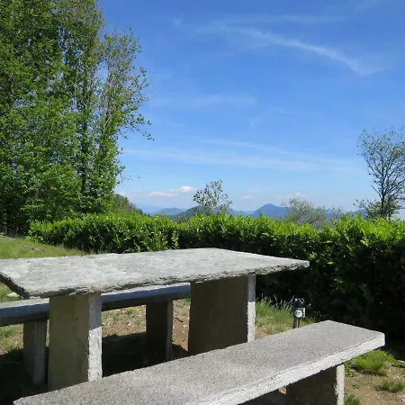 Locazione Turistica Baita Camelia Ferienhaus *